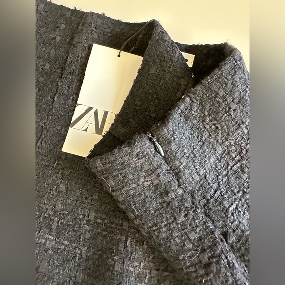 NWT ZARA TEXTURED MINISKIRT. Size L - Picture 4 of 4